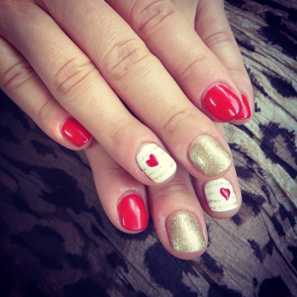 Happy Valentines to all of you lovely people! In celebration: VDay nails! (Which also double as 49'er nails
