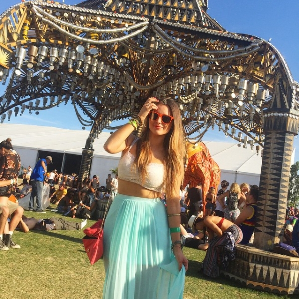 Made a very last minute decision to head to Coachella for the day yesterday. Highlights: St. Lucia!!! (my new fave band), dancing under the sun, trying my first silent disco ever and being with a great group of people ❤️ Feeling inspired to make amazing new music that gets me up on one of these stages